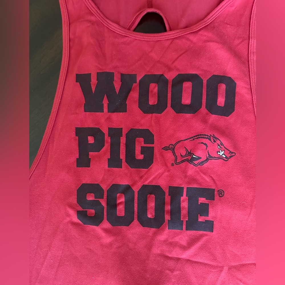 WOOO PIG SOOIE Razorback Women’s Rank Top - Picture 2 of 5